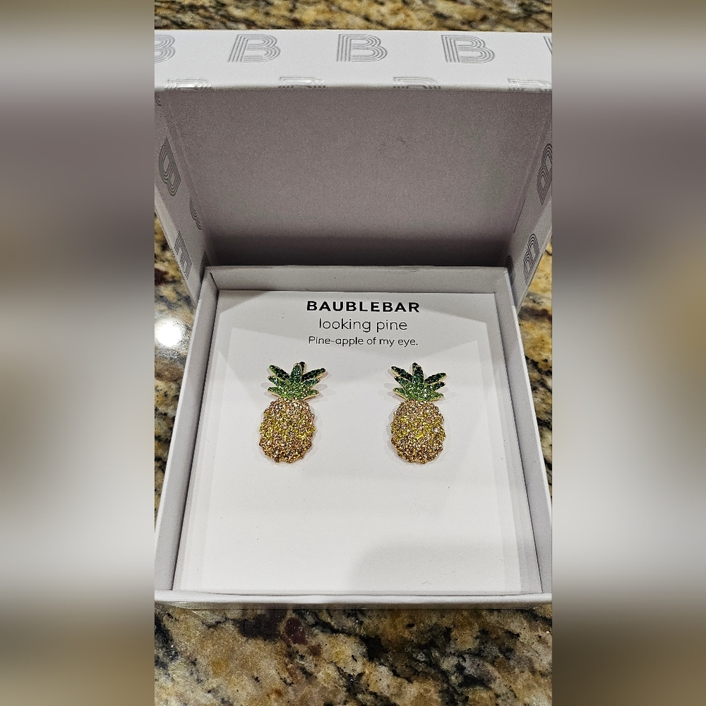 BaubleBar Pineapple Earrings - Picture 1 of 2